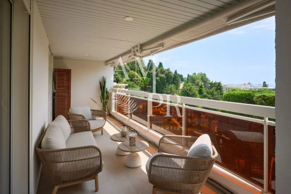 Cannes Basse Californie - 5-room flat - Sea view — photo 3