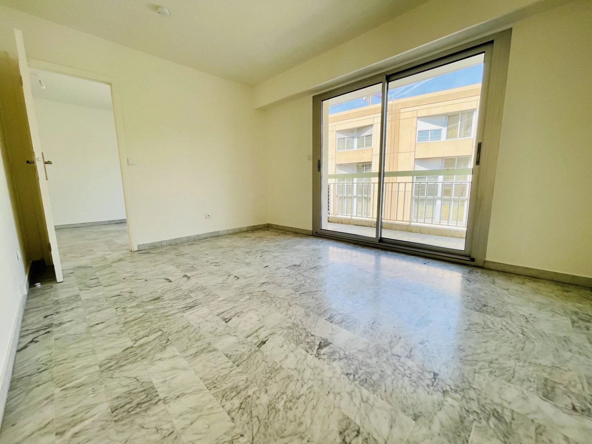 Sale Apartment Menton