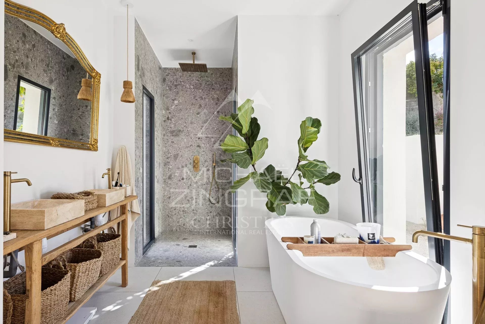 3 Bedroom Villa/Townhouse's Image 7