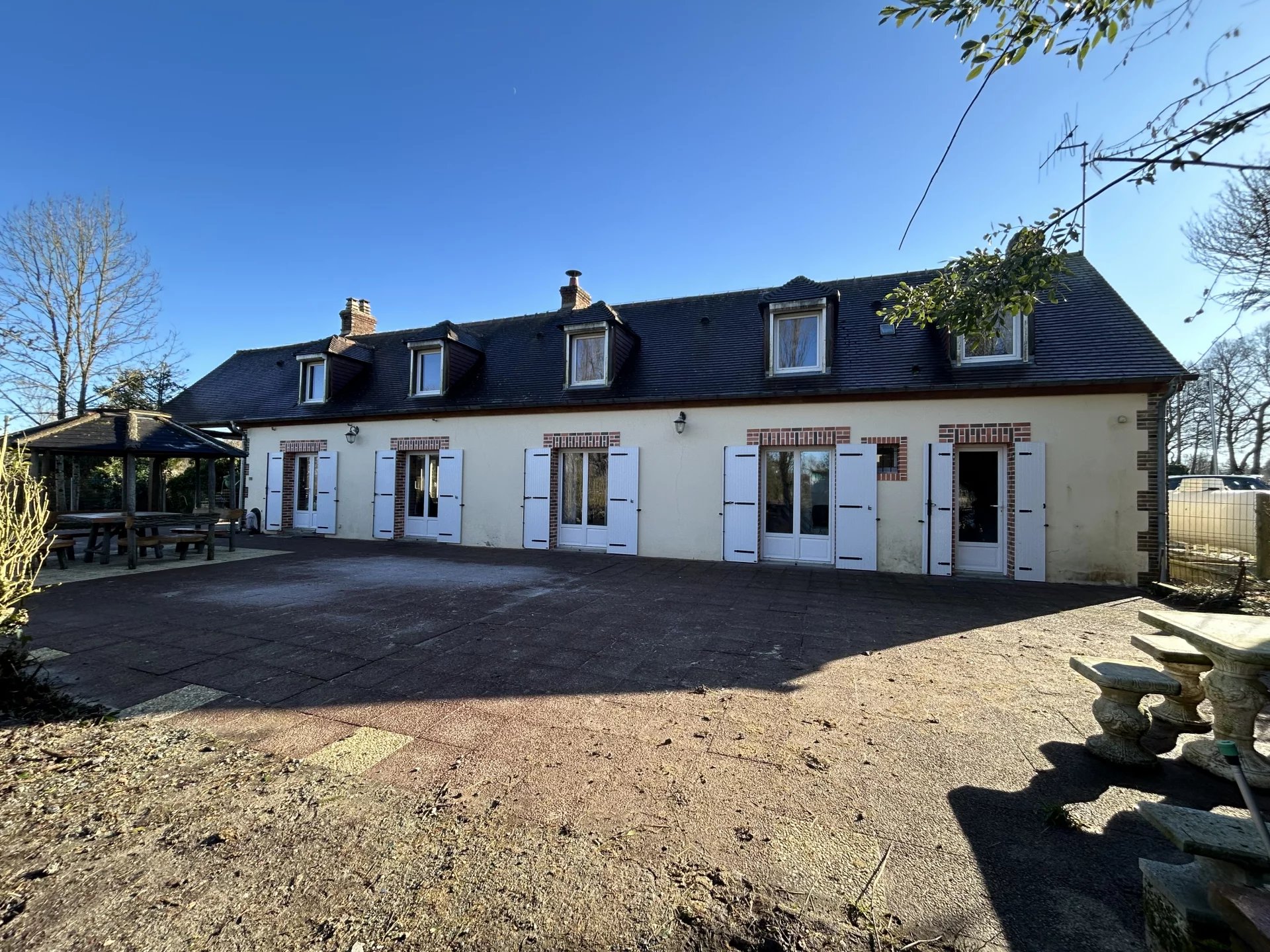 Agence immobilière de 