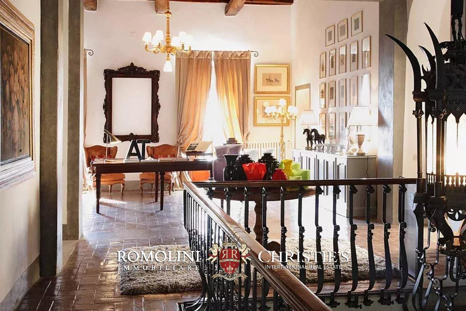 LUXURY HISTORICAL VILLA FOR SALE IN RADDA IN CHIANTI, TUSCANY