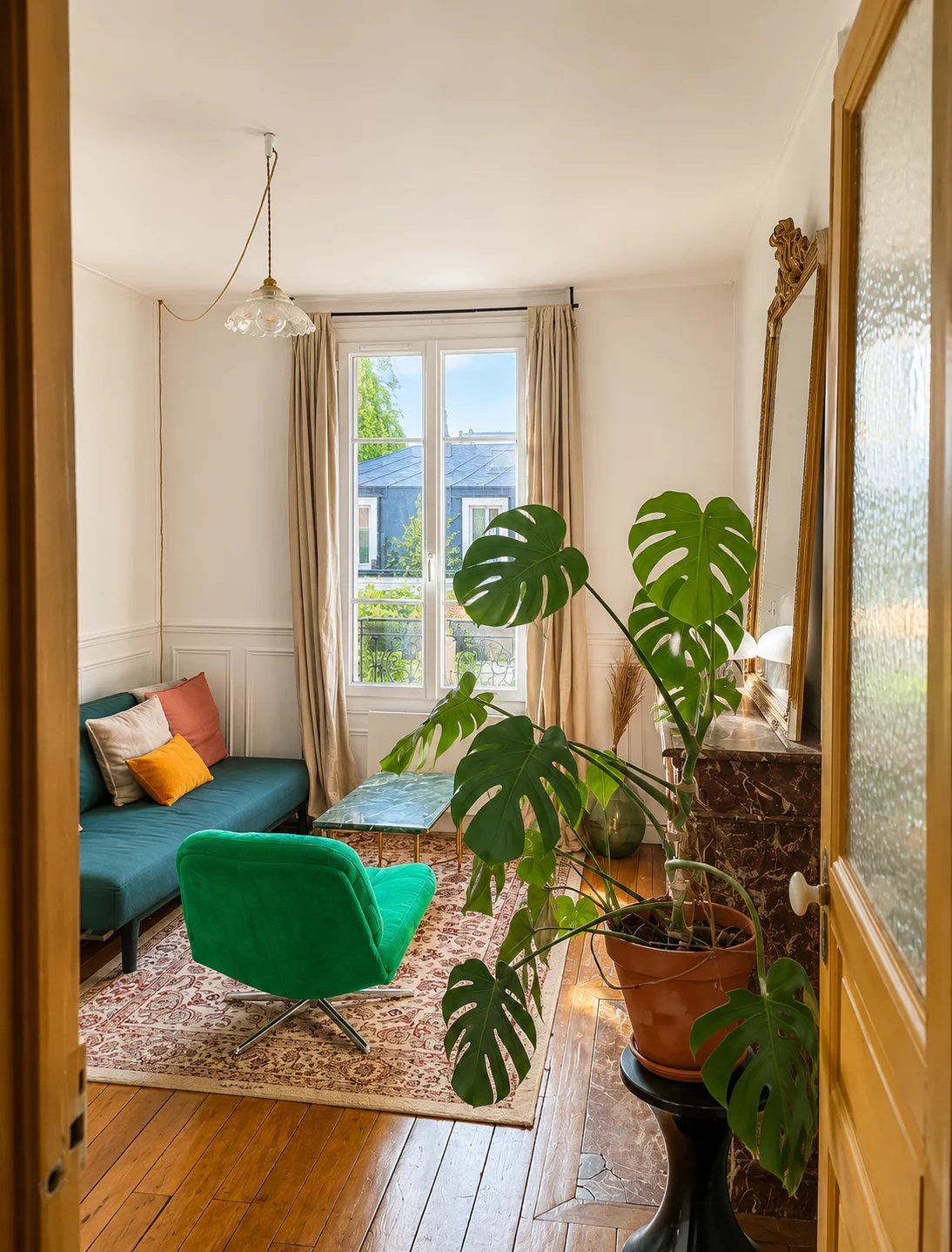 APPARTEMENT / 2 PIÈCES / COUP DE COEUR / 39M2 / 93400 SAINT-OUEN - Image Array