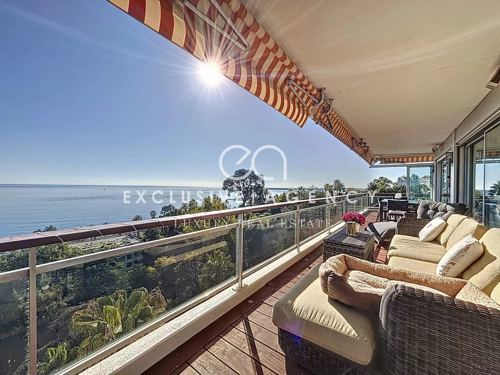 Appartement 4 pièces 108 m² – Terrasse 54 m² – Vue mer panoramique exceptionnelle