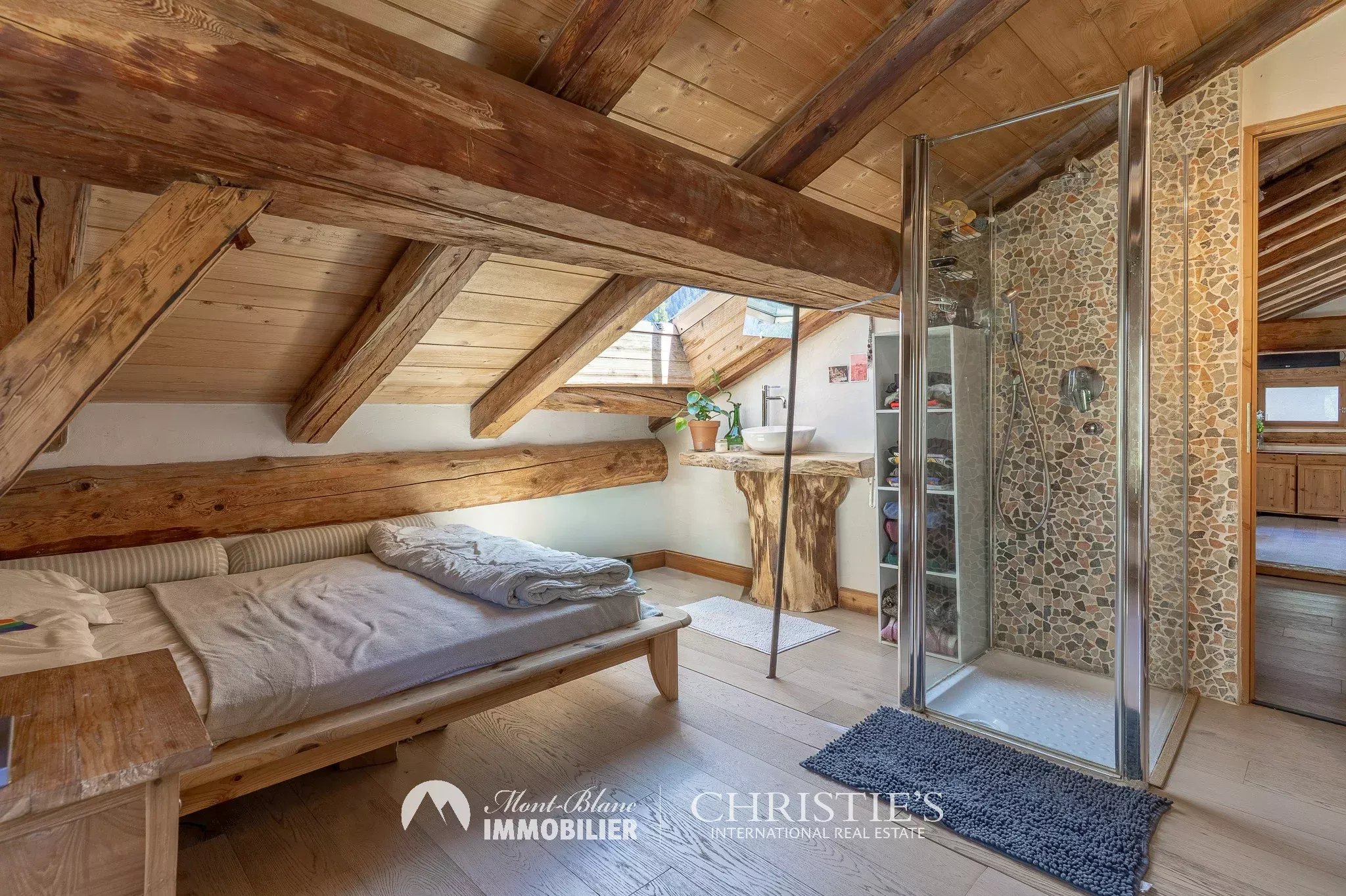 2 Bedroom Apartment/Flat's Image 13