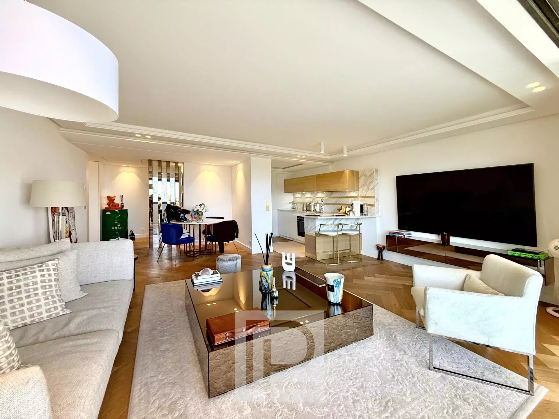 Le Cannet Europe - Completely renovated apartment with beautiful view
