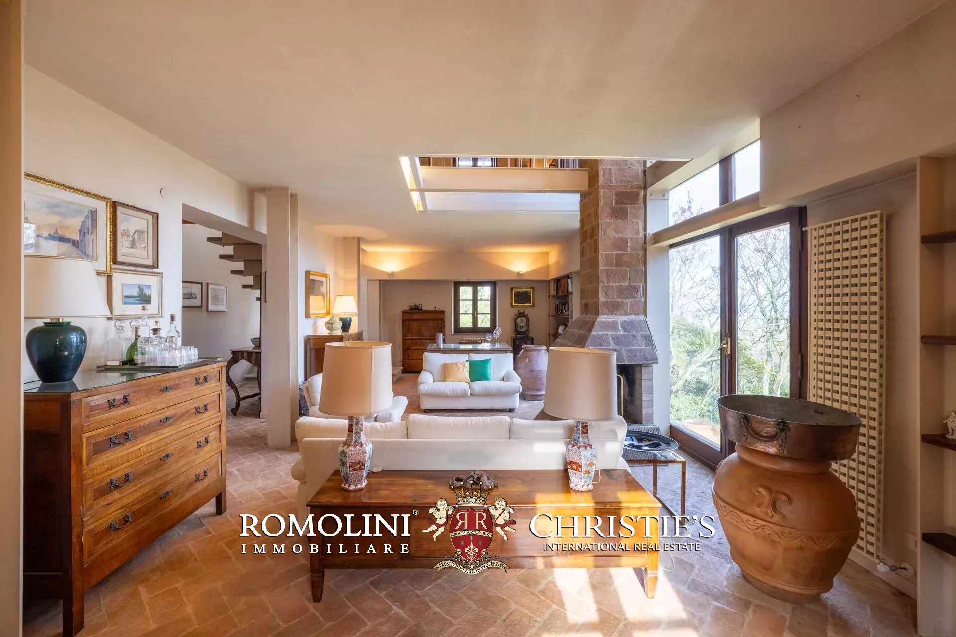 19 Bedroom Villa/Townhouse's Image 35