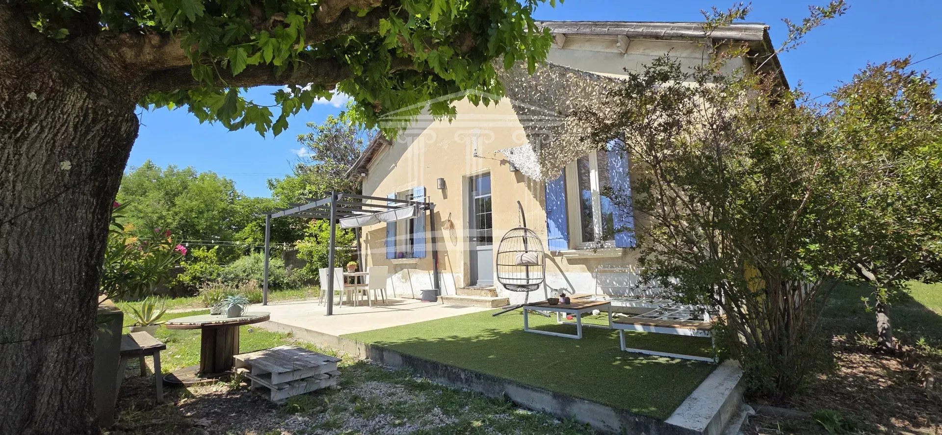 Agence immobilière de 