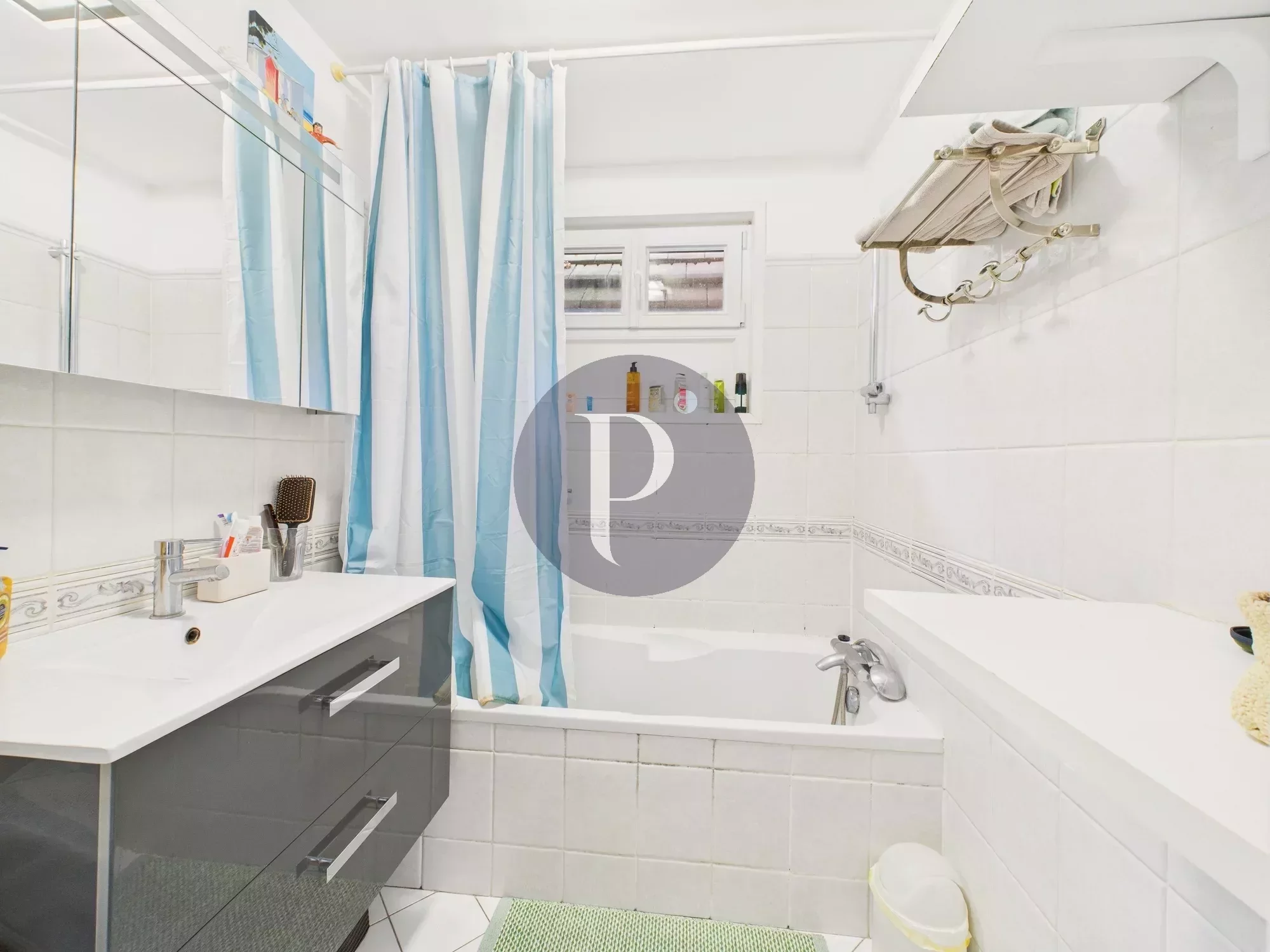 vente-maison-5-pieces-verrieres-le-buisson-86423391