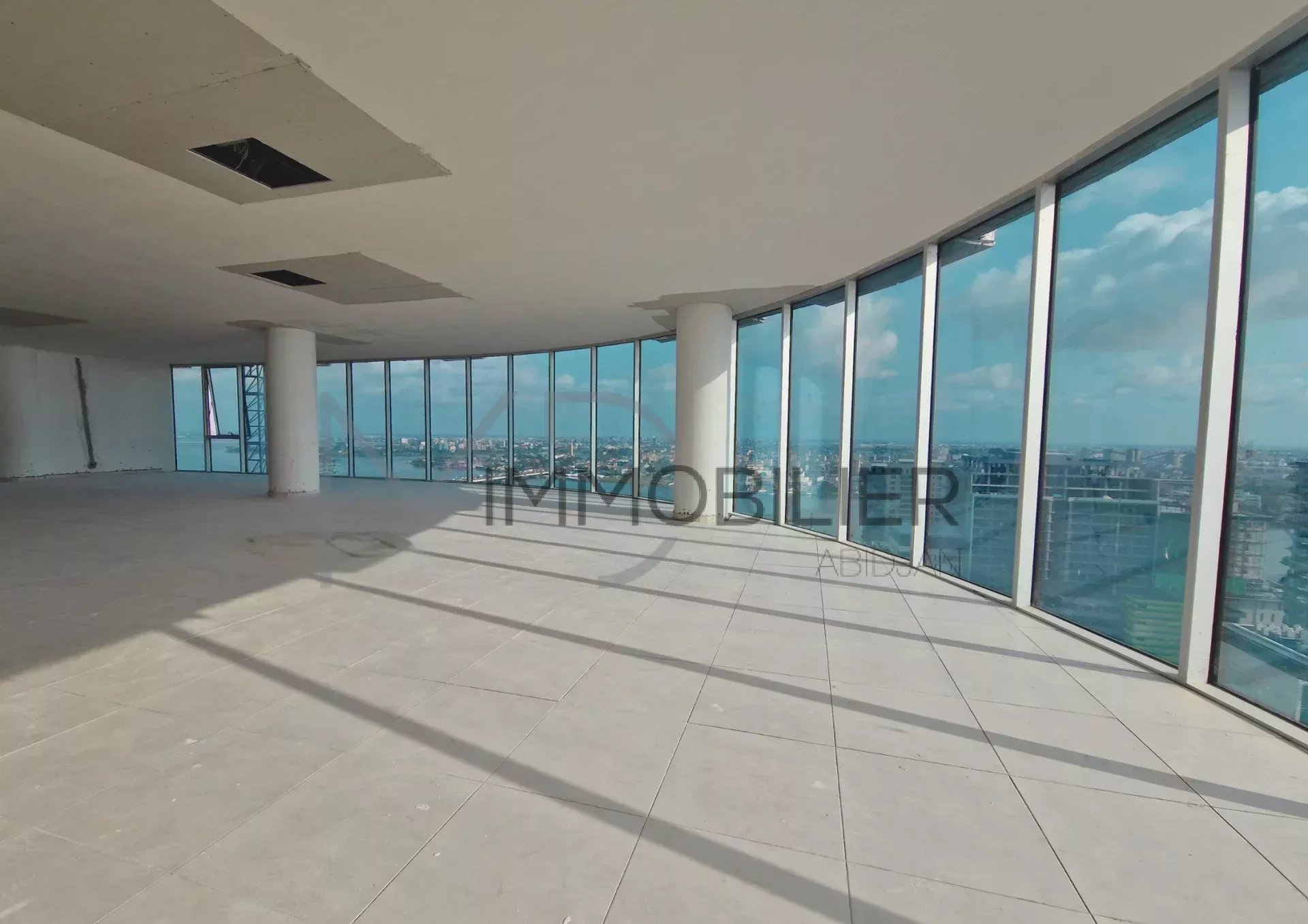 PLATEAU | NEW PREMIUM WORKSPACES