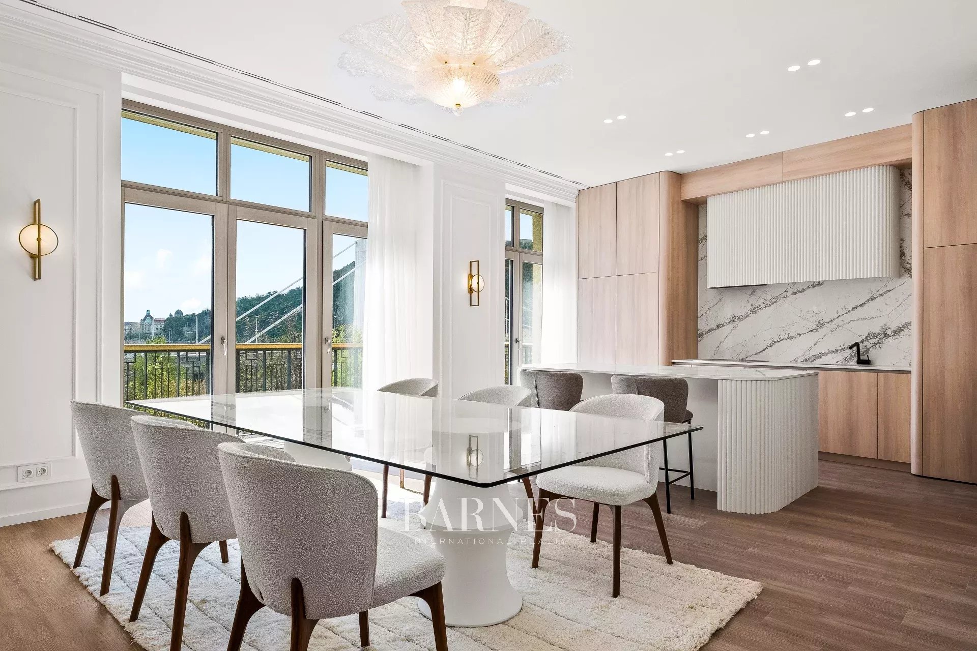 Palace M15 Residence - Panoramic Danube-View Luxury Residences in the Heart of Budapest