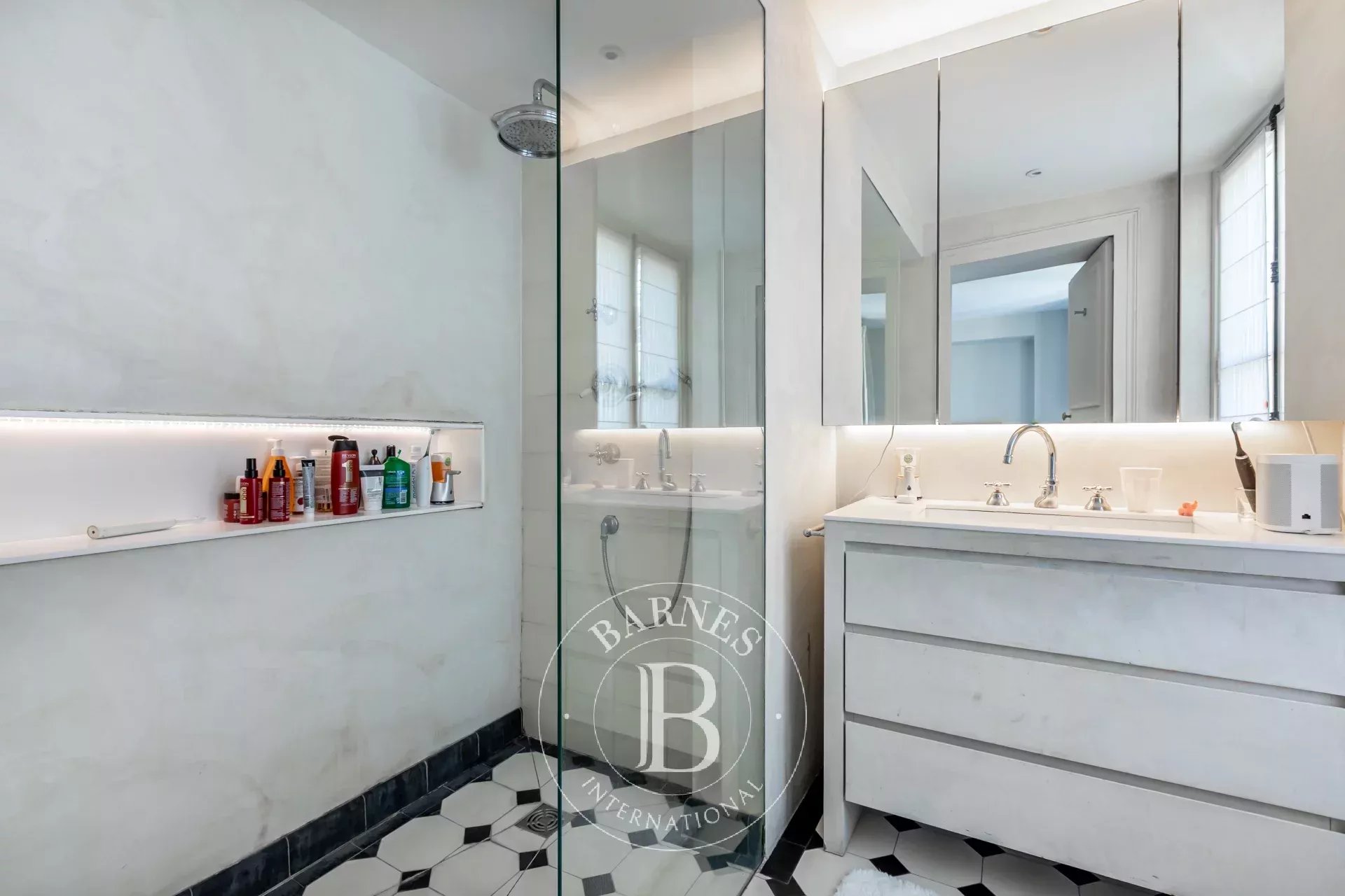 Daire Paris 1er - picture 20