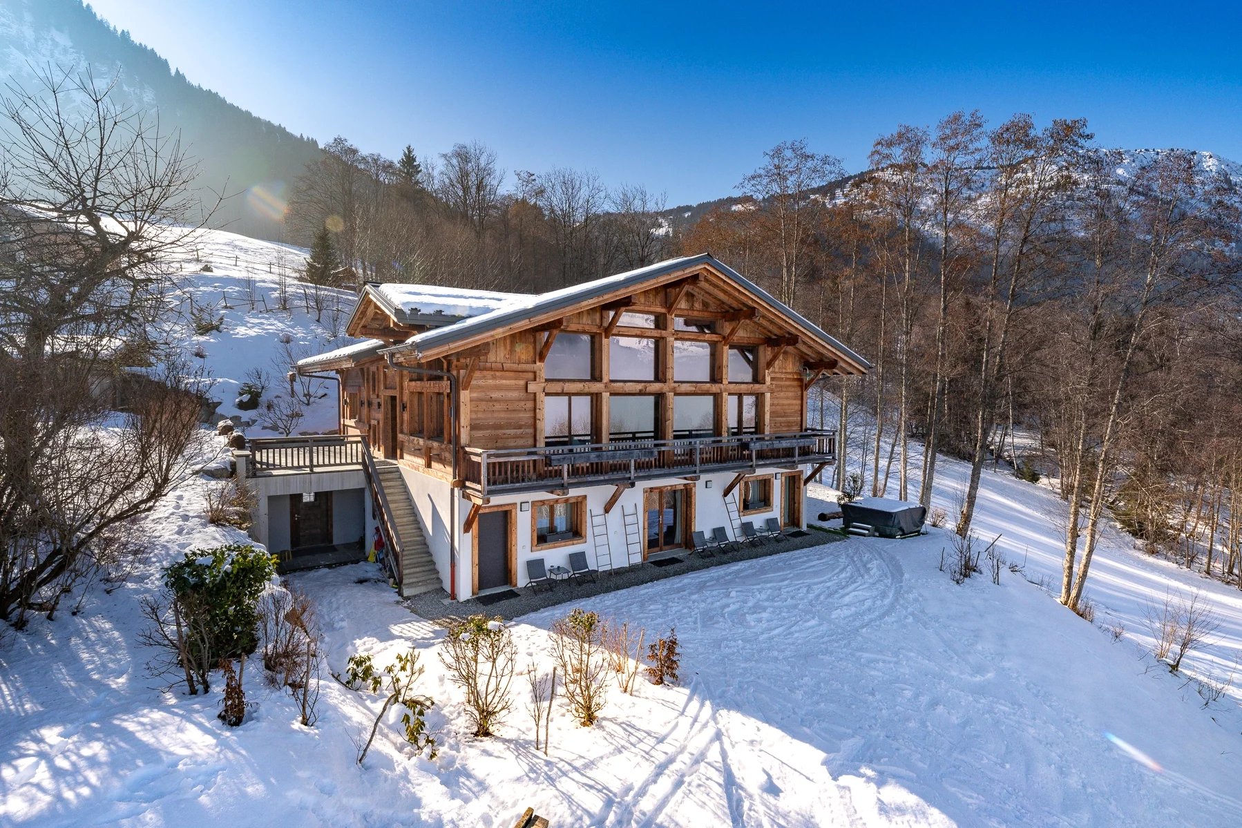 Photo of LES HOUCHES - A wonderful 8-bedroom chalet on the pistes in les Houches, Chamonx Valley