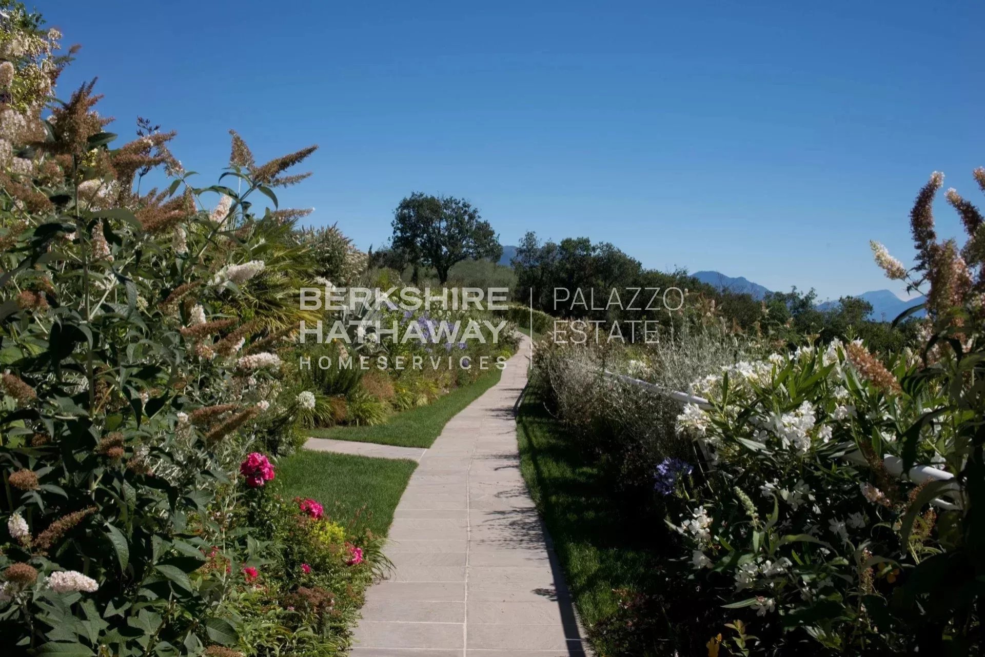 Продажа Квартира Padenghe sul Garda