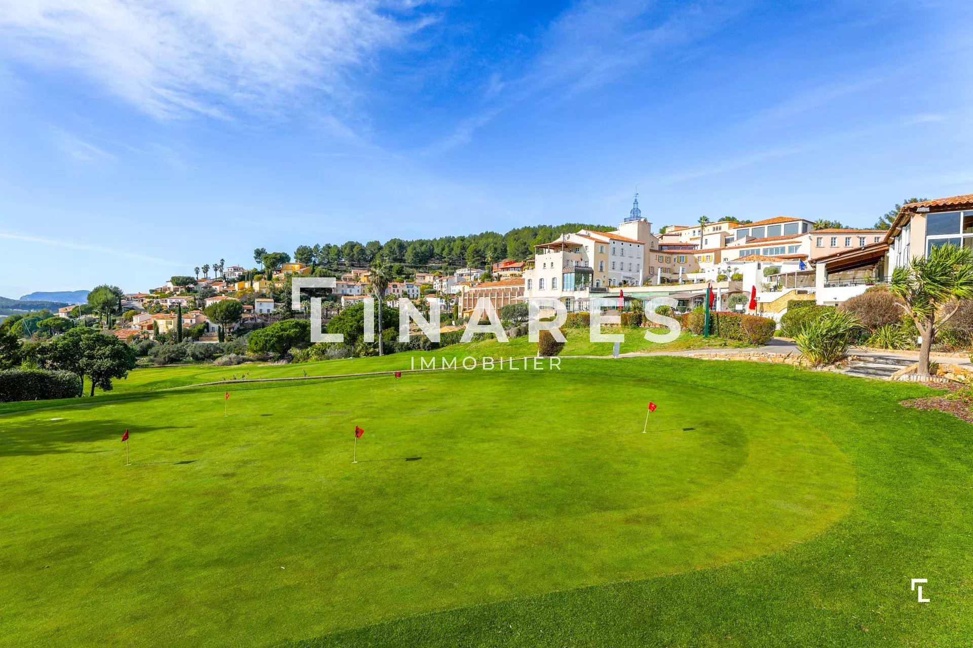 BIRDIE - Maison T4 de 160m2  - Piscine et tennis - 83260 Golf Frégate