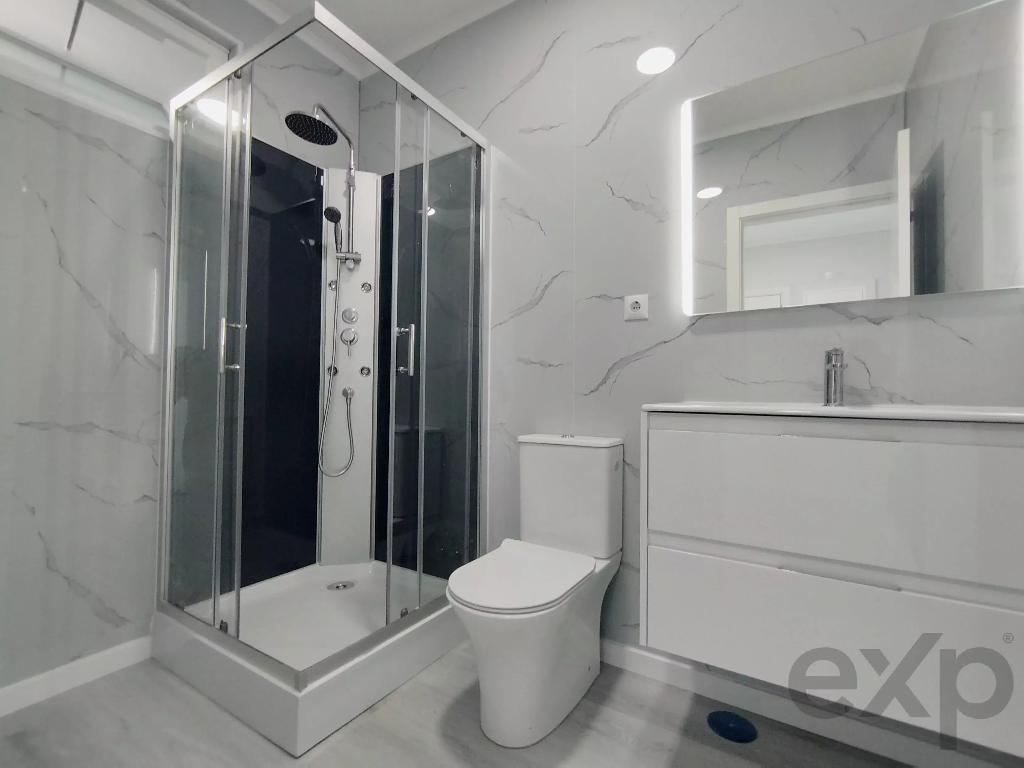Central 2-Bedroom Apartment in Oeiras: Comfort, Elevator and Premium Location 86191632 image 20
