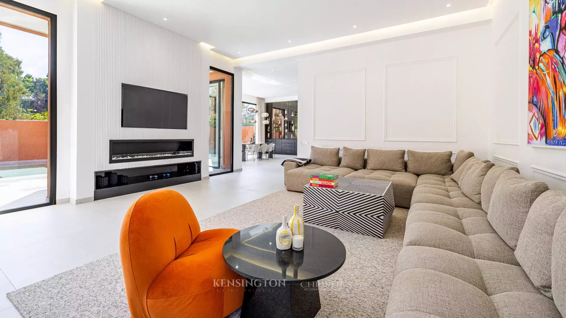 5 Bedroom Villa/Townhouse's Image 7