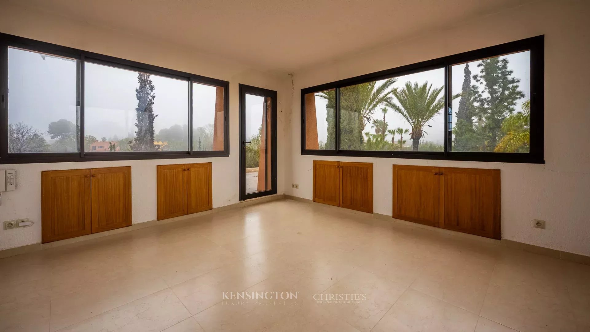 4 Bedroom Villa/Townhouse's Image 31