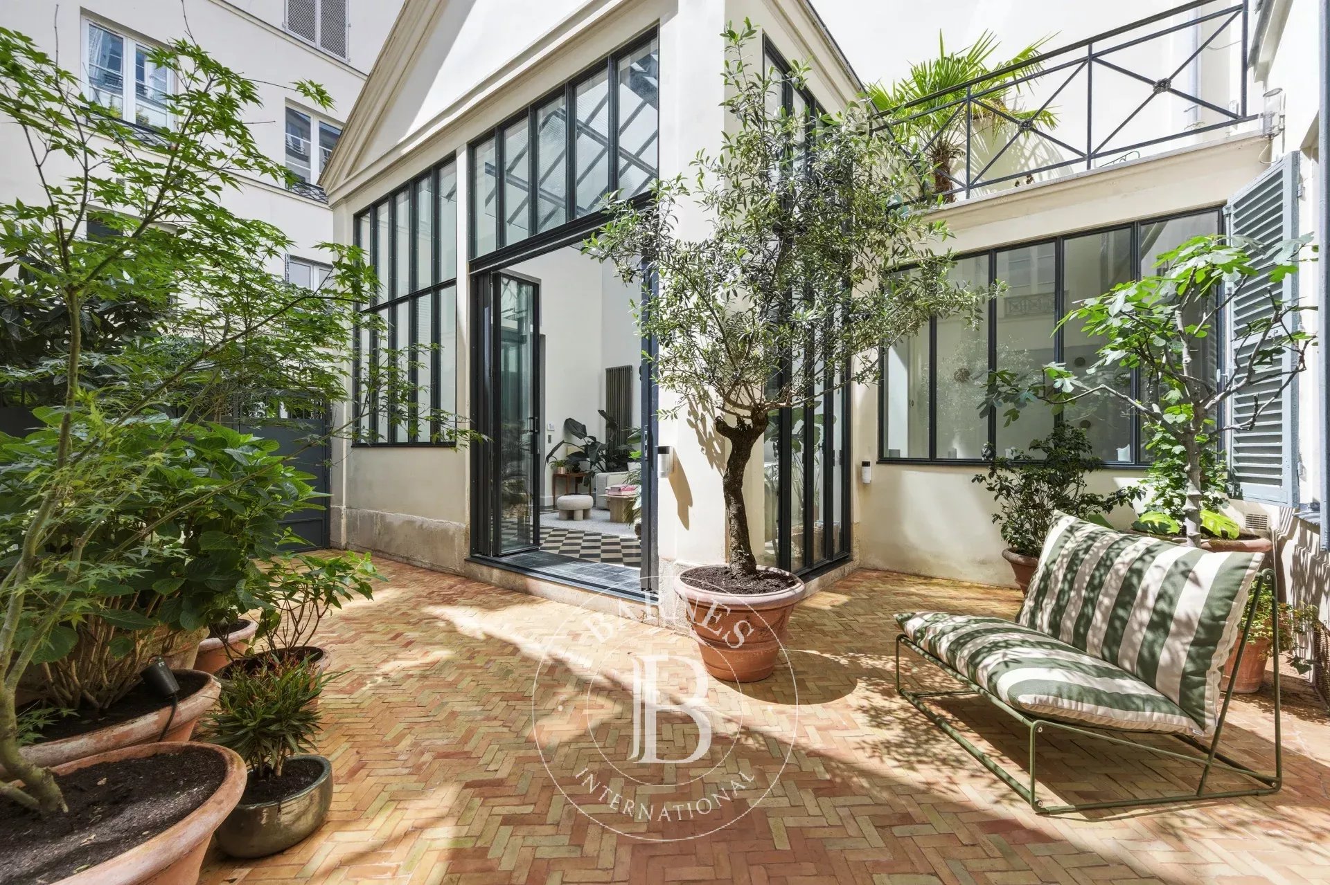 Appartement Paris 75003  -  ref 87021461 (picture 1)