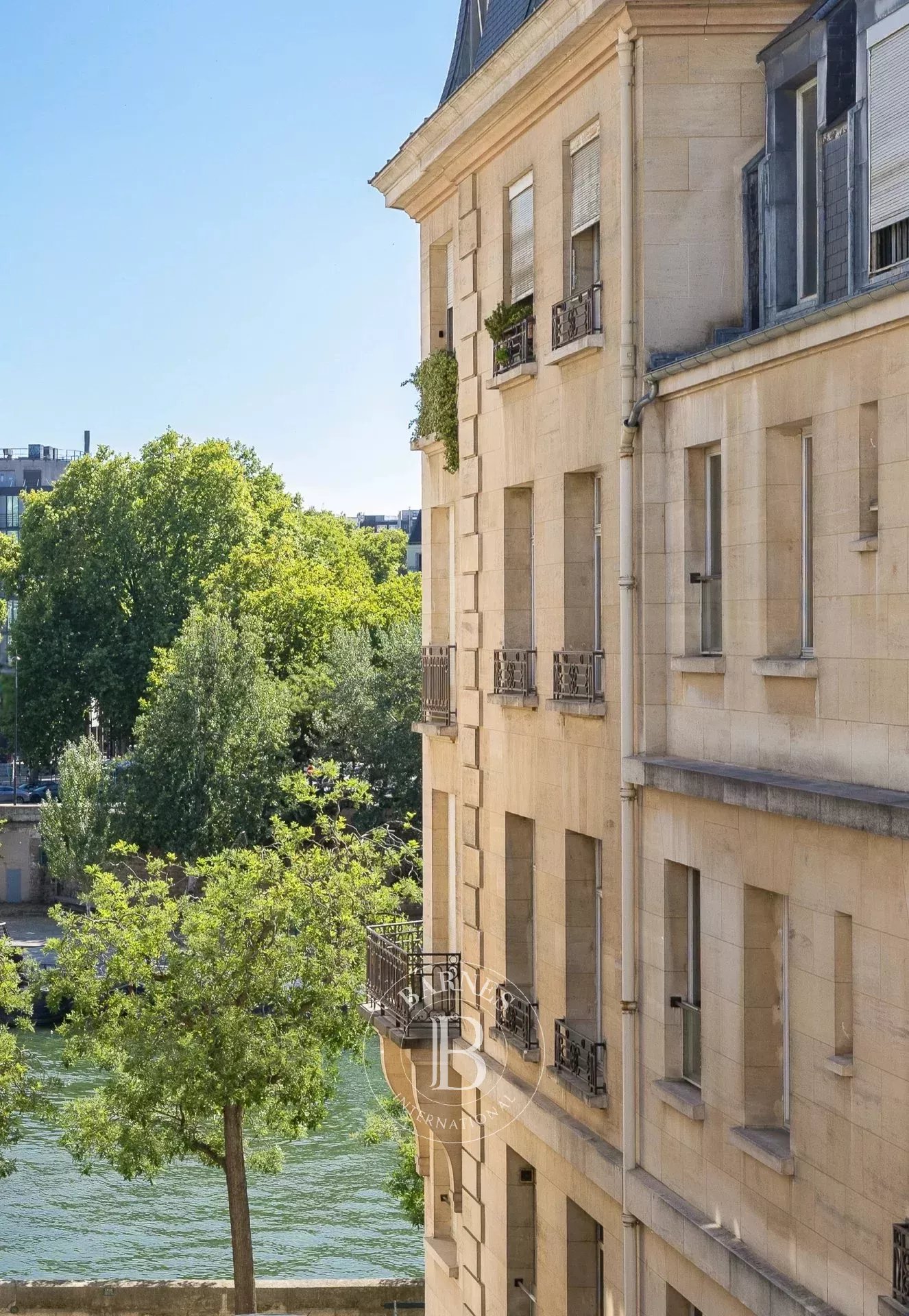 Daire Paris 4ème - picture 7