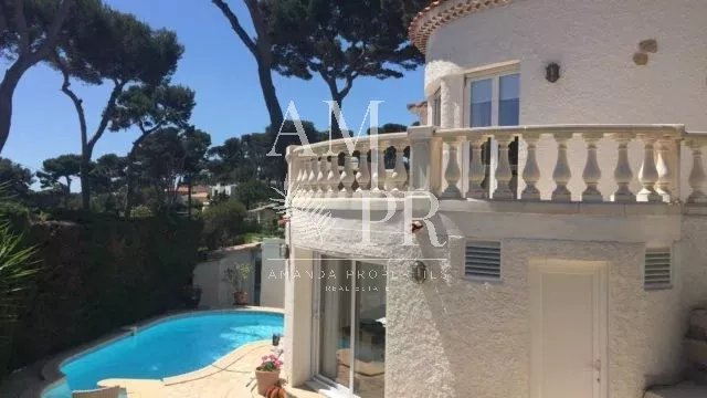 Villa for sale in Antibes — Luxury Sea View Villa for Sale in Cap d'Antibes | Family Estate