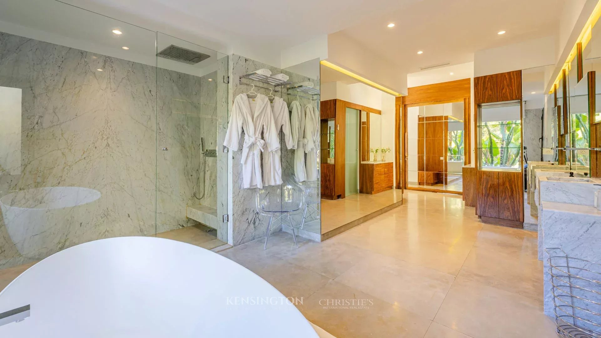 5 Bedroom Villa/Townhouse's Image 24