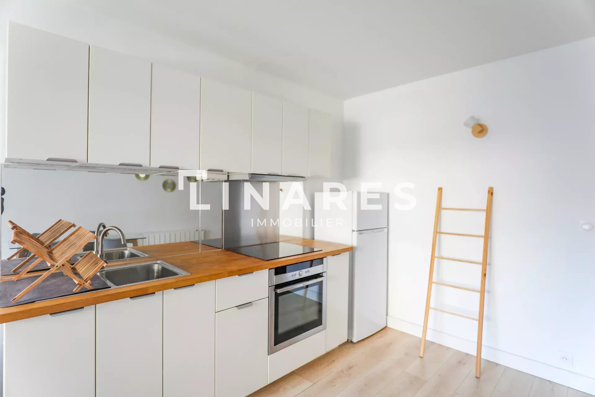 LE MERMOZ - Studio de 37m2 Meublé  - Balcon
