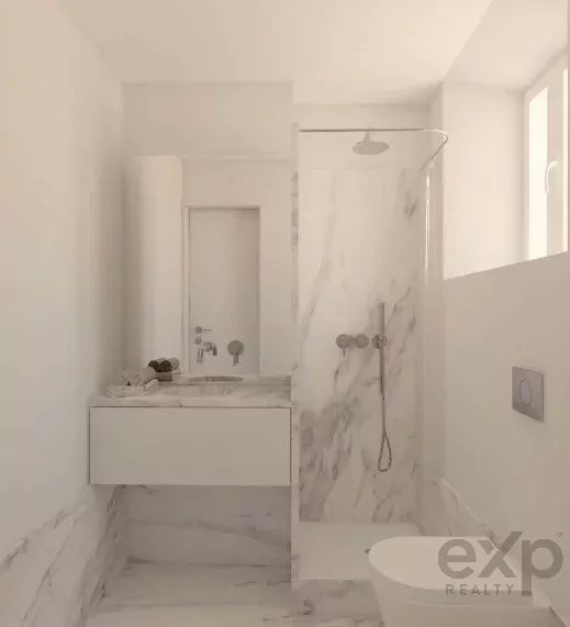 Renovated One-Bedroom Apartment in Setúbal – A Stylish Base in a Growing Coastal City 85994098 image 2