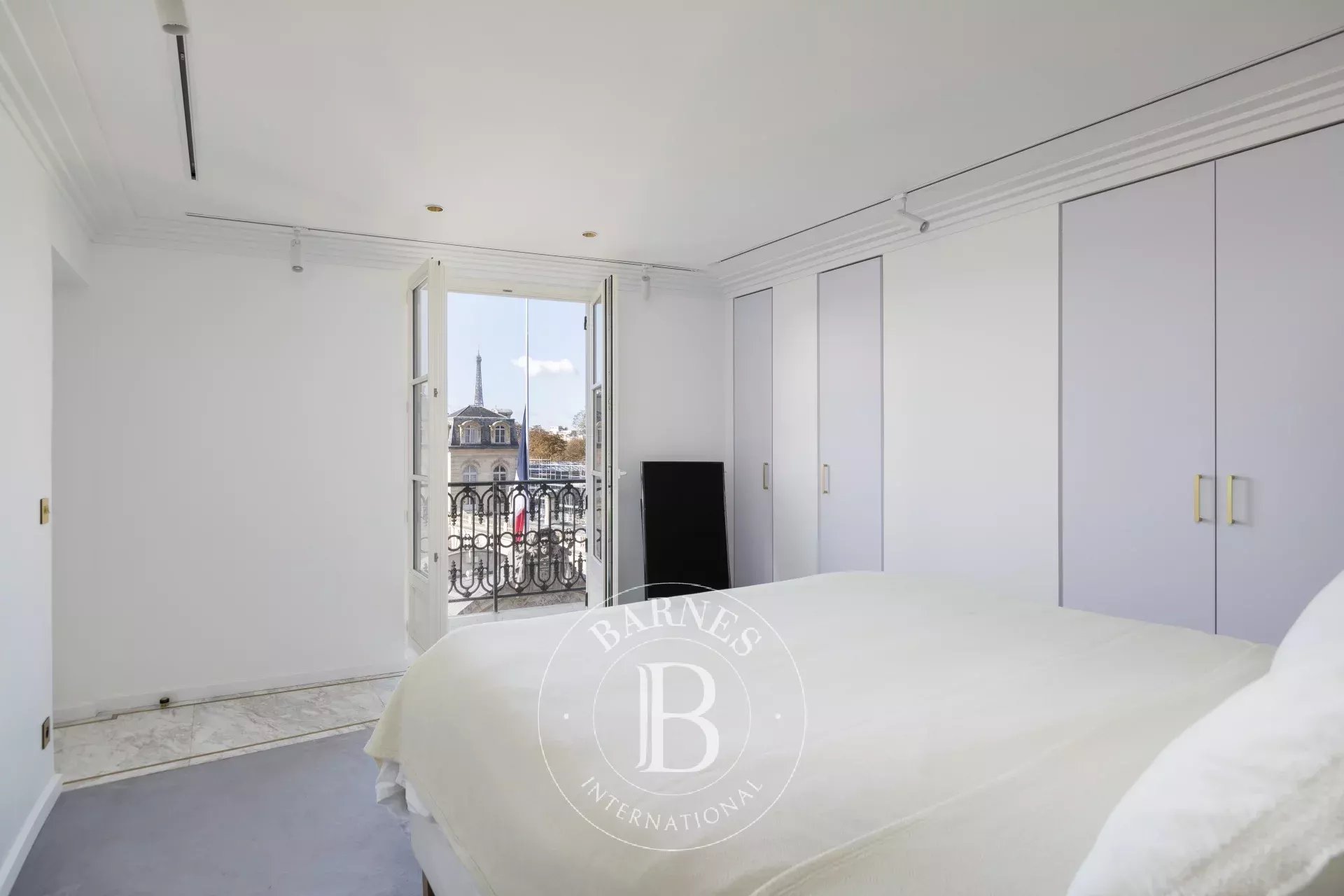 Daire Paris 8ème - picture 8