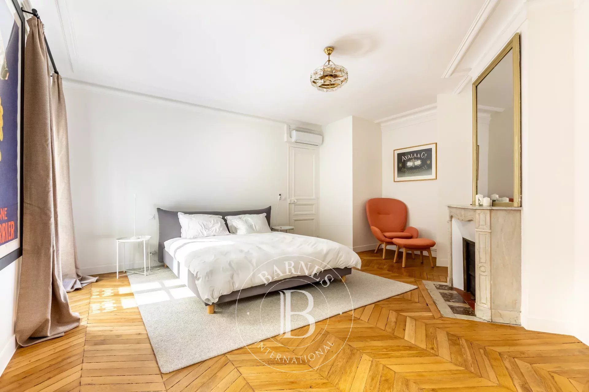 Daire Paris 8ème - picture 9