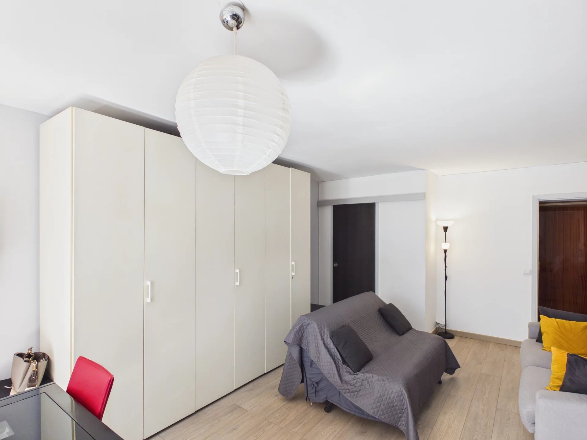 Studio 29 m² avec terrasse et fort potentiel - Photo 5