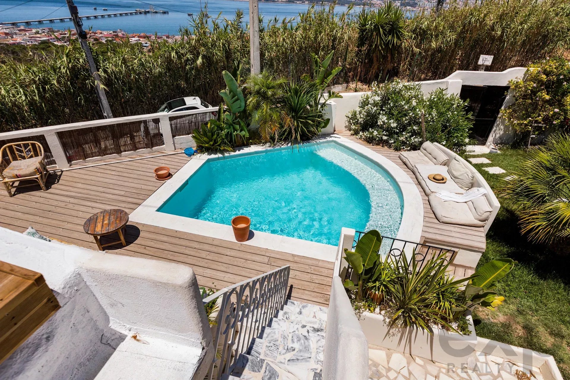Exceptional villa overlooking the Tagus estuary and the sea 86007017 image 34