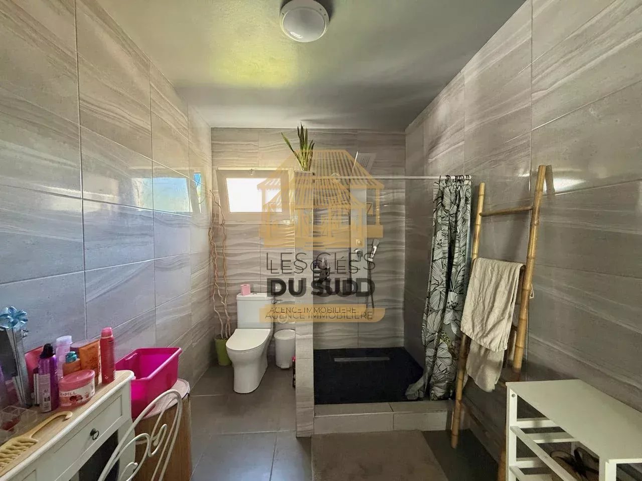 A VENDRE- MAISON DE TYPE T5 DE 106 M² ENVIRON - SAINT PHILIPPE - 247 000 €