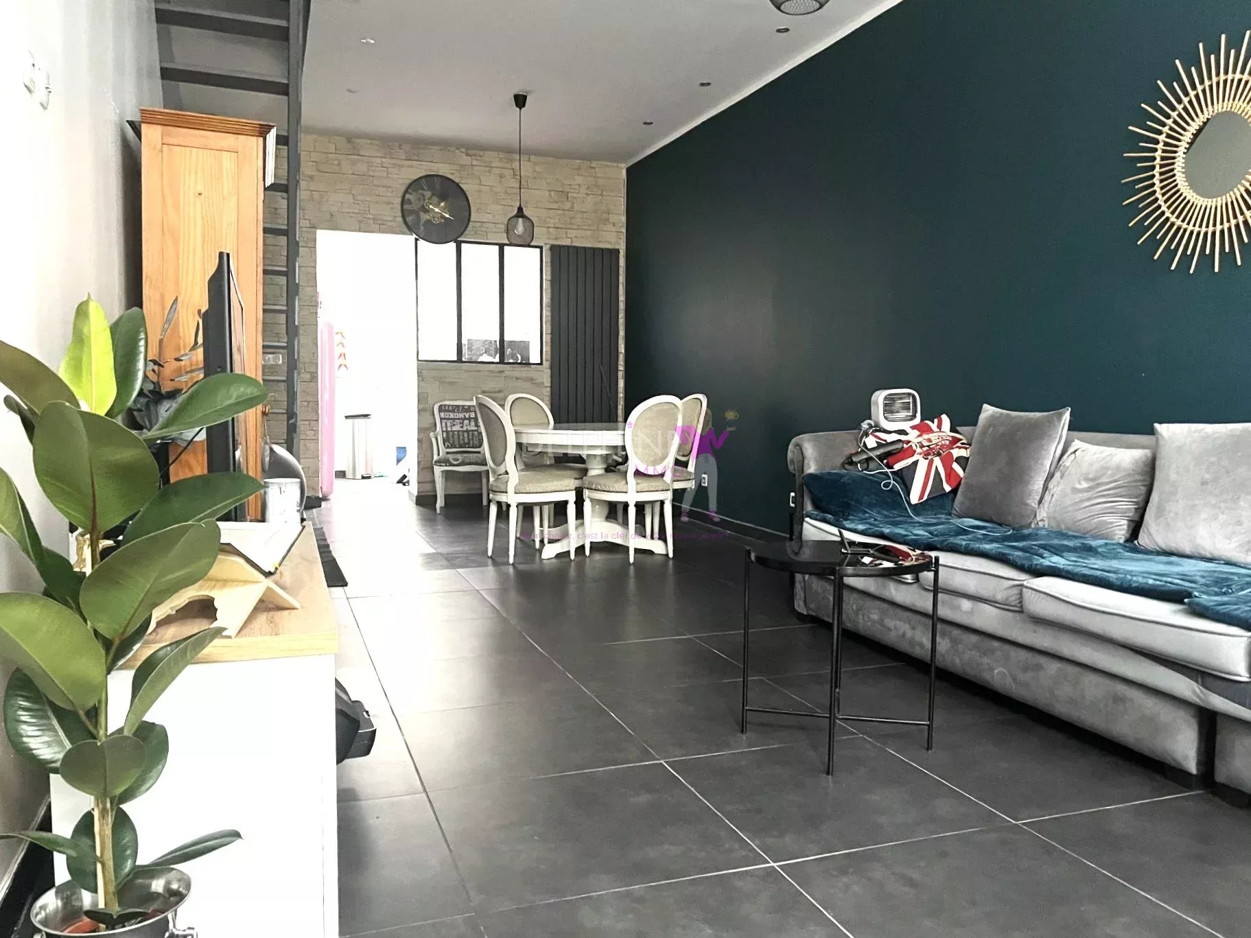 Agence immobilière de 