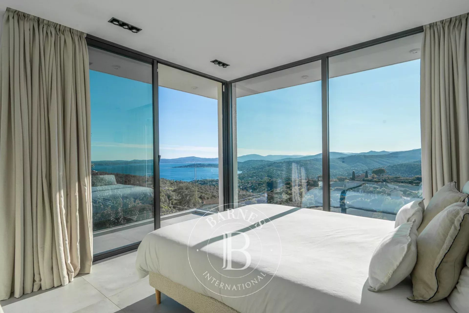 Villa Les Issambres - picture 15