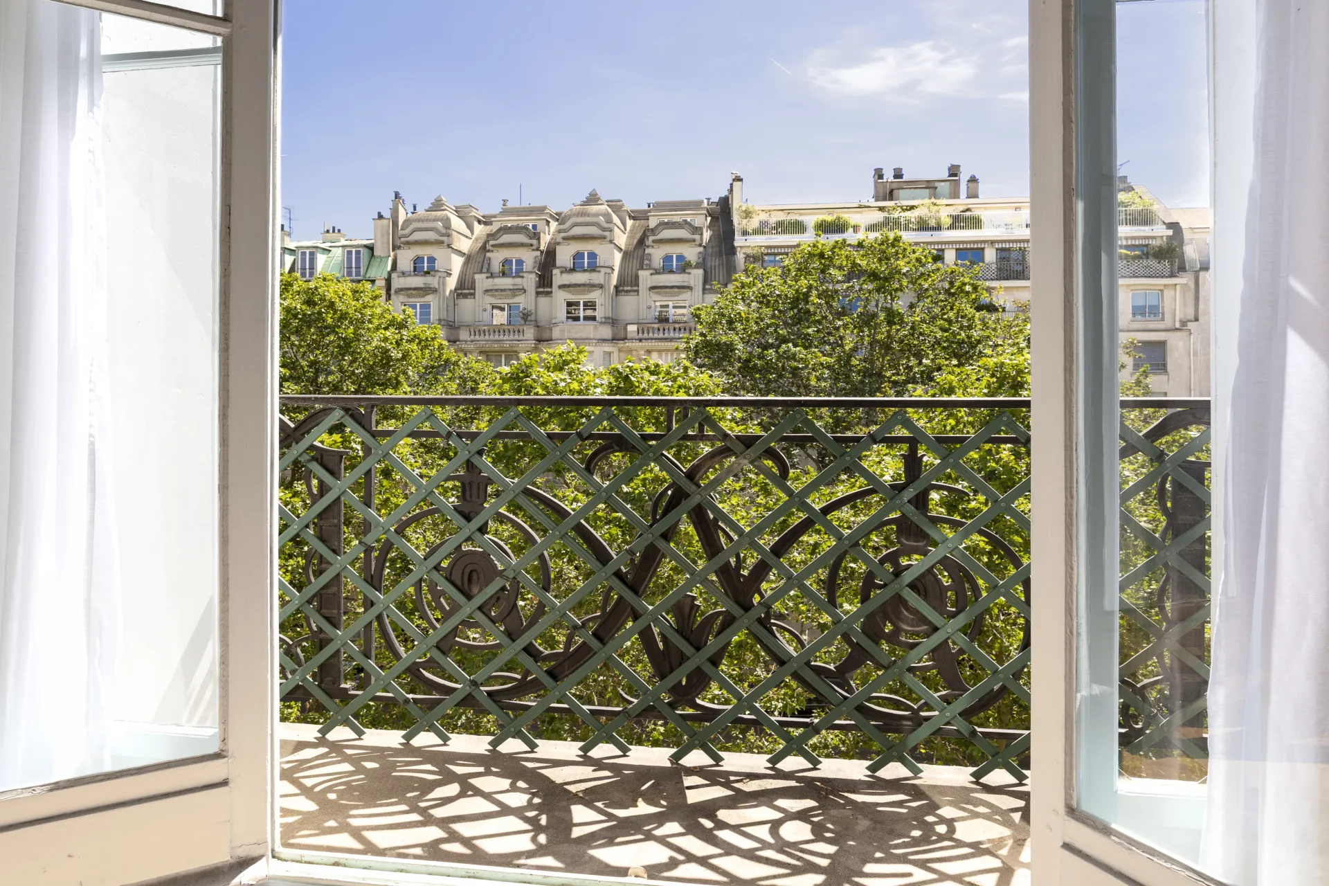 Paris 7e - ÉCOLE MILITAIRE / VAUBAN