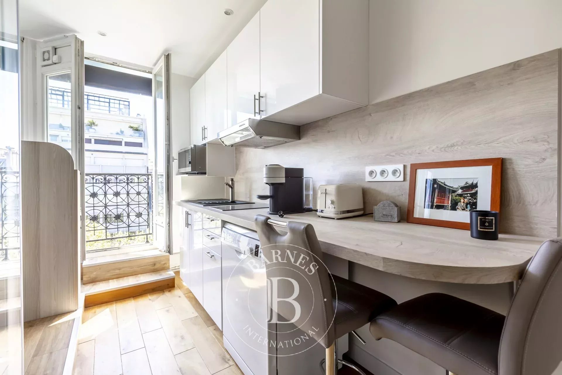 Daire Paris 8ème - picture 5