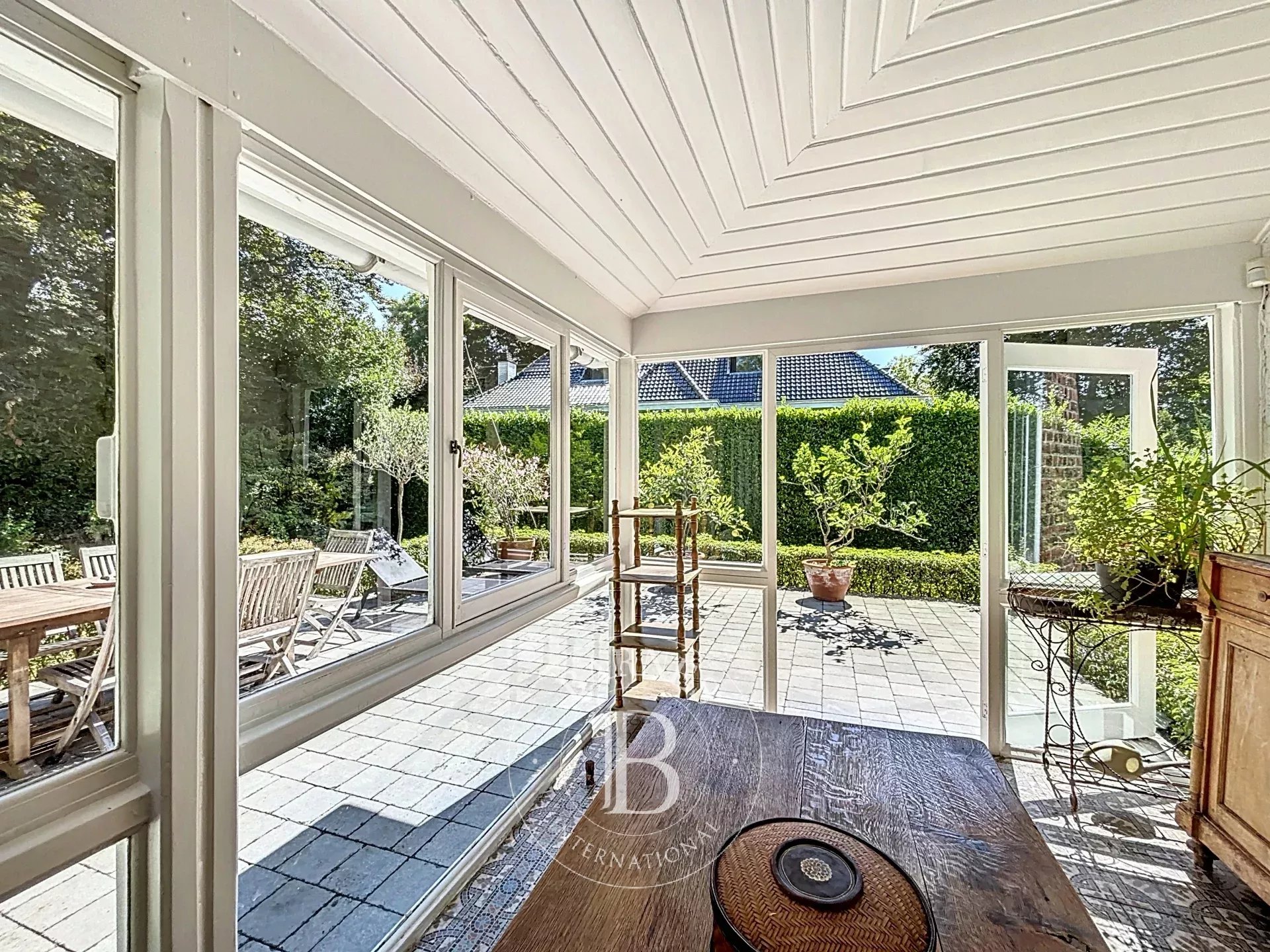 Uccle - Observatoire - Magnifique maison de maître sur 11,85 ares.