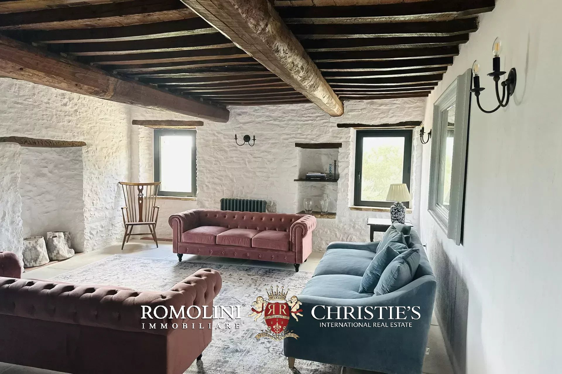 11 Bedroom Villa/Townhouse's Image 38
