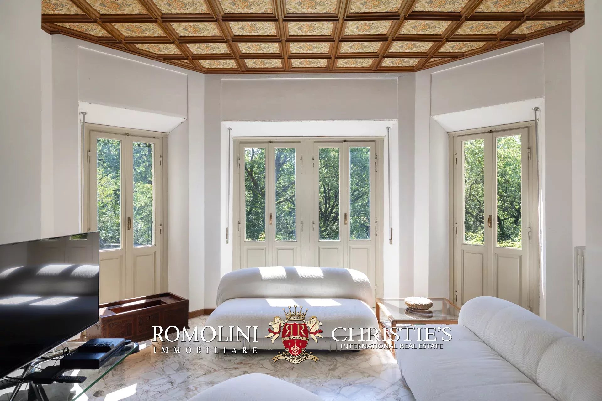 11 Bedroom Villa/Townhouse's Image 31