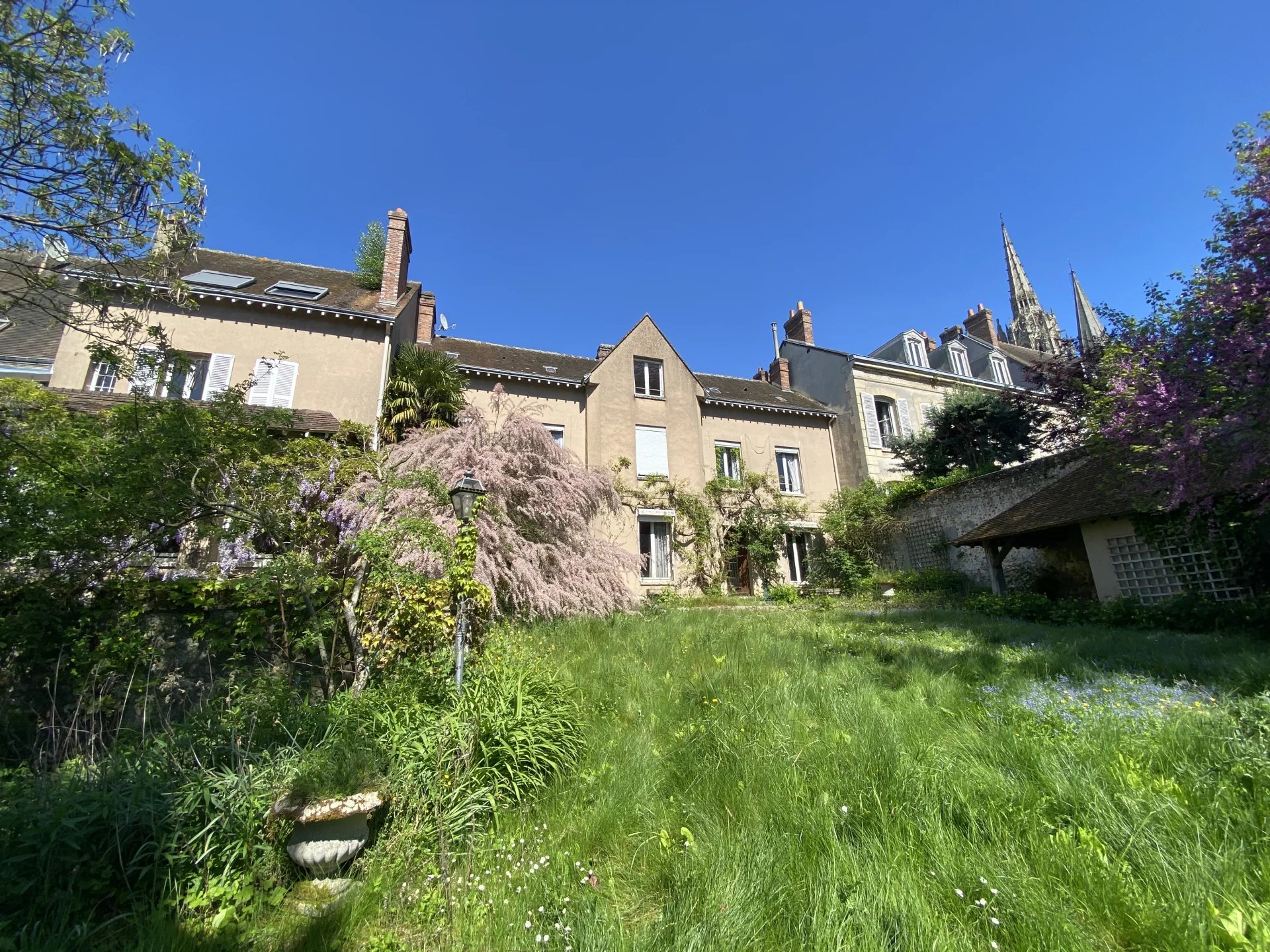 Agence immobilière de 