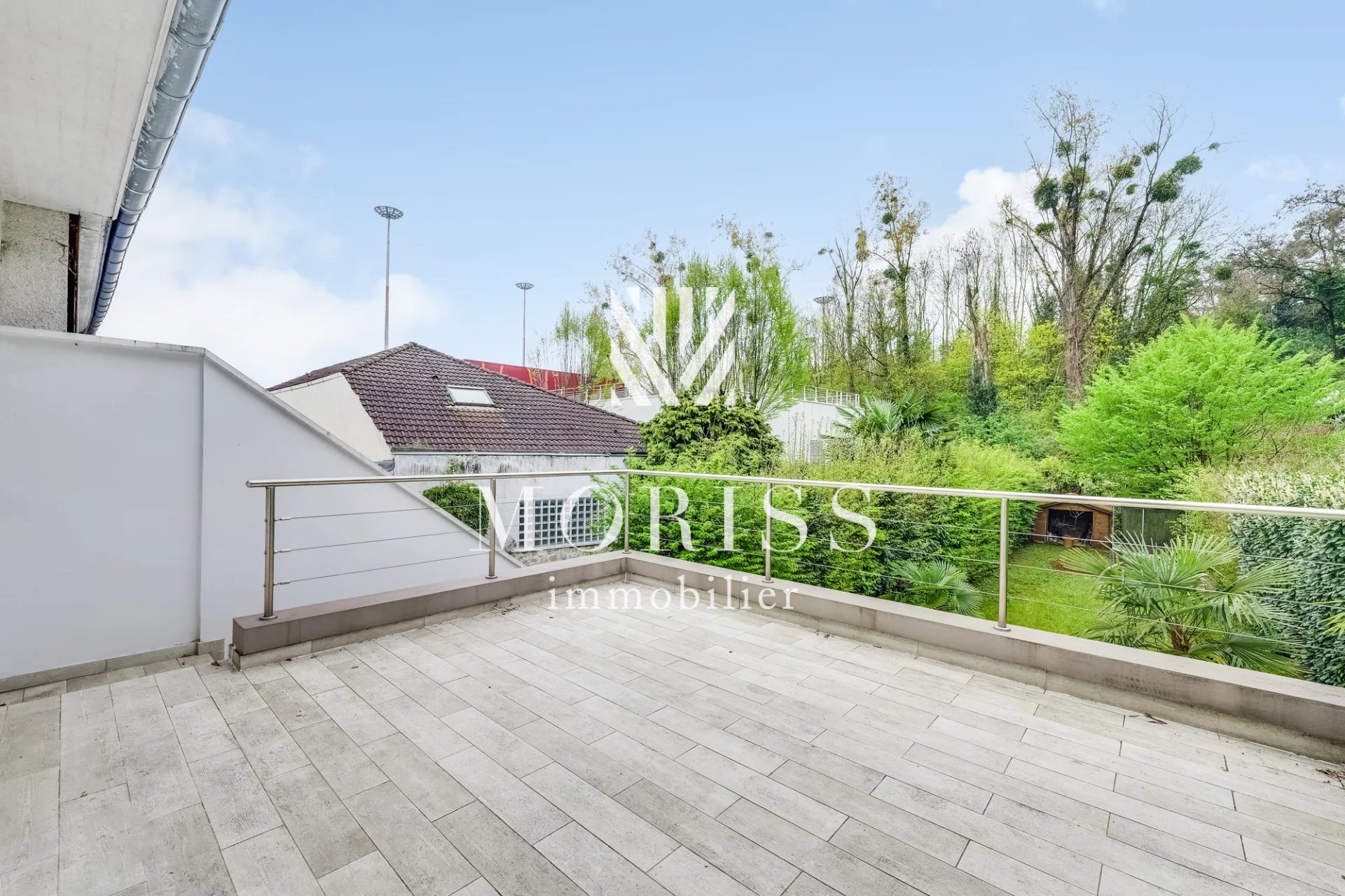 Joinville-Le-Pont  Maison de 9 pièces + jardin - Image Array