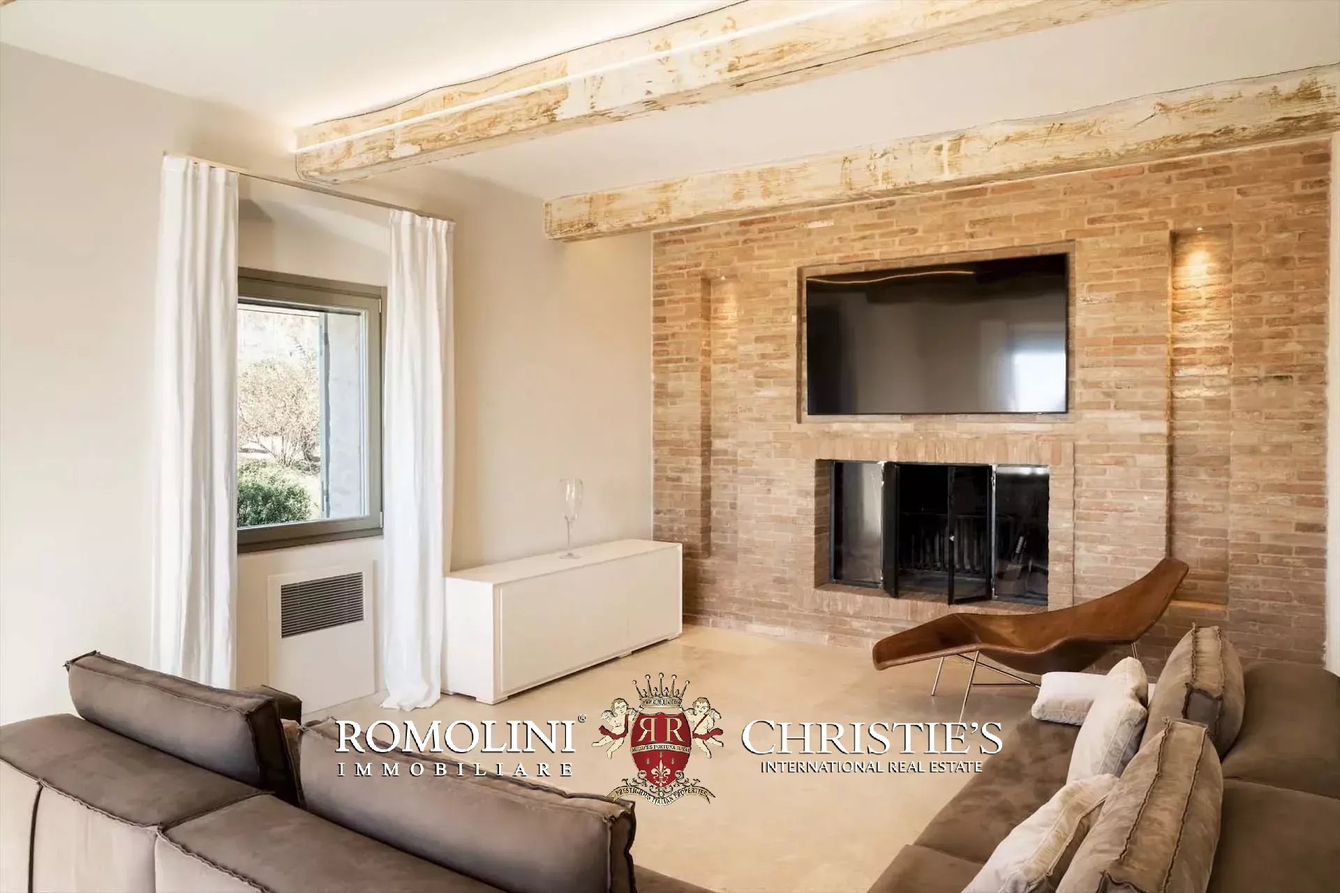 4 Bedroom Villa/Townhouse's Image 30