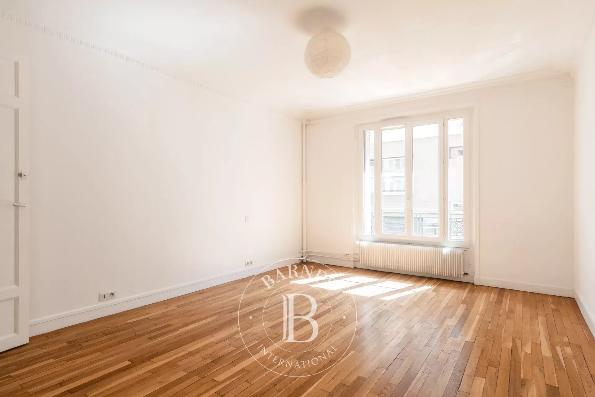 Paris  - Apartment 4 Bedrooms - picture 5