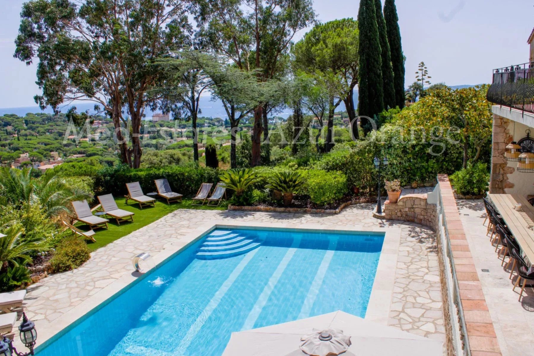 Agence immobilière de Med-Estates Saint Tropez