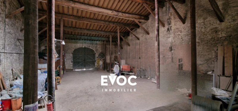 Photo 25 — Maison de maître XIXᵉ à vendre à Montbazin – 185 m², chai, piscine, jardin et dépendances