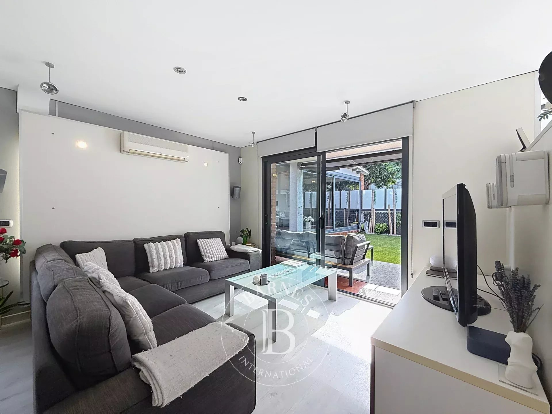 Şehir evi Sant Vicenç de Montalt - picture 9