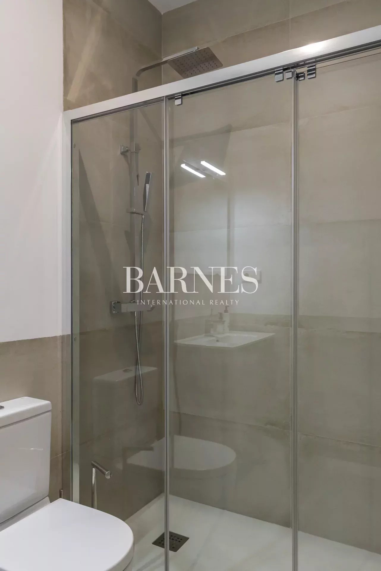 Daire Madrid - picture 27