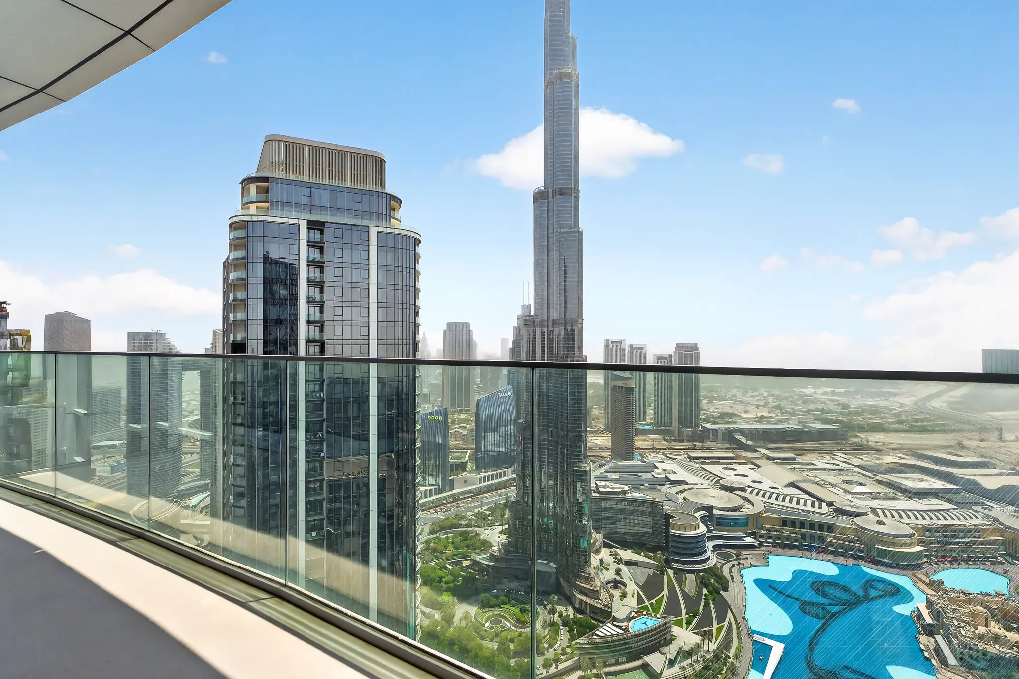 5-bedroom apartment for rent in Opera Grand Downtown Dubai