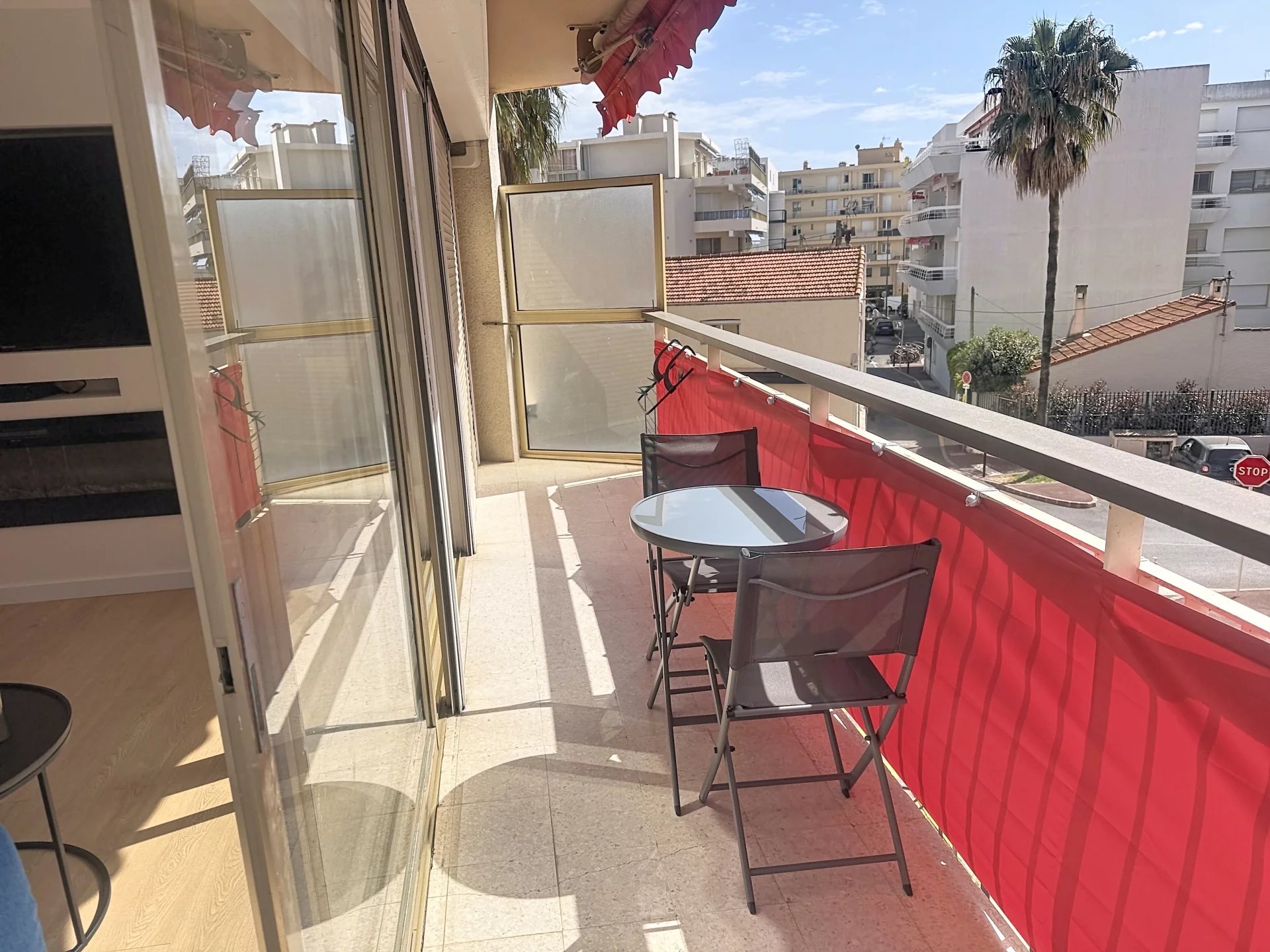 Agence immobilière de AZUR ACT IMMOBILIER