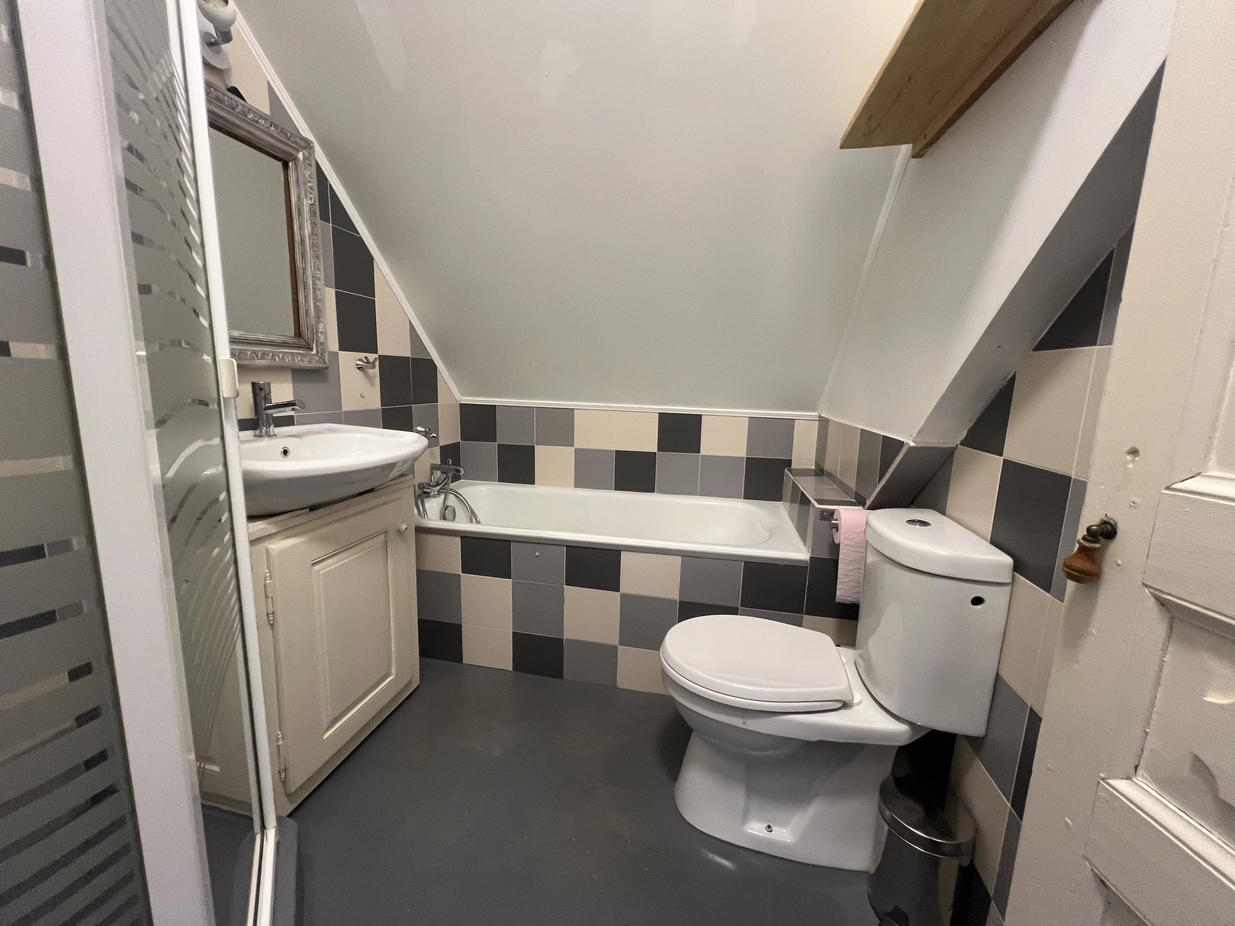 Castle for sale Saint-Béat, Haute-Garonne